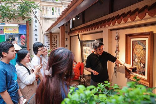 'Theo dấu sơn ta' - trải nghiệm di sản giữa phố cổ