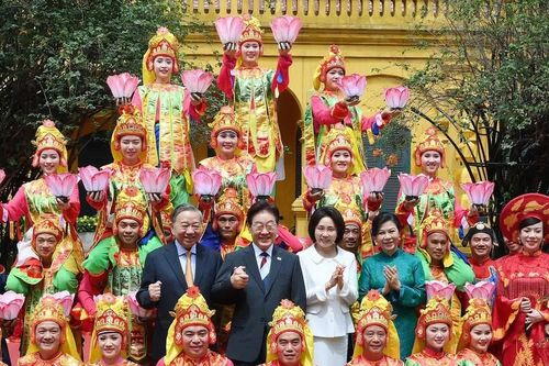 Tổng Bí thư, Chủ tịch nước Tô Lâm và Phu nhân chủ trì Chương trình hữu nghị đặc biệt