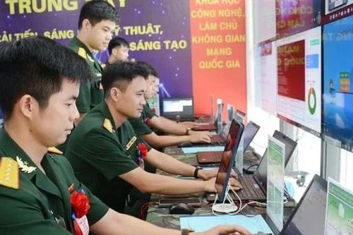 Xây dựng quân đội vững mạnh về chính trị, tư tưởng