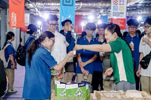 Định hướng nghề nghiệp từ sớm: Giảm khoảng cách giữa đào tạo và thực tiễn