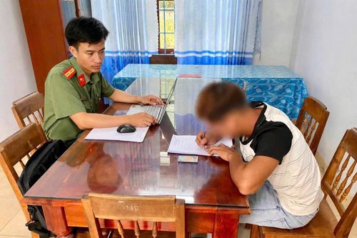 Răn đe hành vi ứng xử không chuẩn mực trên không gian mạng