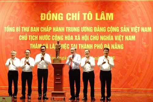 Đà Nẵng đặt mục tiêu tăng trưởng trên 11% thể hiện quyết tâm lớn, song phải có các giải pháp cụ thể, khả thi