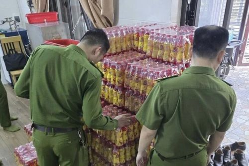 Bóc gỡ đường dây sản xuất nước tăng lực giả ở Quảng Trị