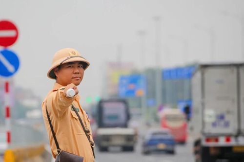 Hà Nội: Phân luồng giao thông phục vụ chương trình 'Âm vang Tổ quốc'