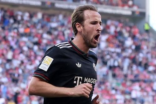 Harry Kane lập đại công, Bayern Munich lội ngược dòng không tưởng