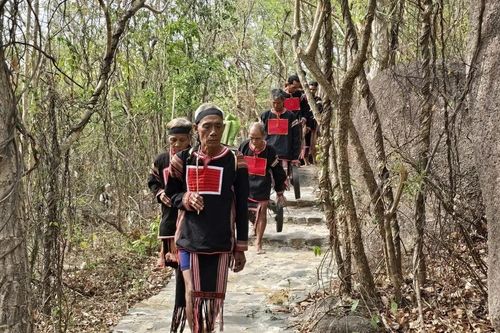 Gia Lai: Độc đáo lễ cầu mưa Yang Pơtao Apui tại Di tích Plei Ơi
