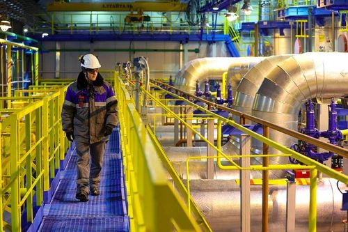 Châu Âu ngừng nhập khẩu khí đốt LNG Nga theo hợp đồng ngắn hạn
