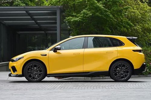 Xe hatchback thể thao công suất 241 mã lực, giá gần 480 triệu đồng