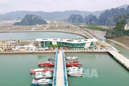 Quảng Ninh giám sát chặt chẽ giá vé vận tải thủy ra các tuyến đảo