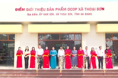 Thoại Sơn khánh thành nhà trưng bày sản phẩm OCOP