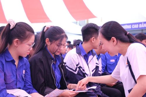 Đà Nẵng: Gần 1.000 học sinh, người lao động tham gia Ngày hội tư vấn, tuyển sinh giáo dục nghề nghiệp
