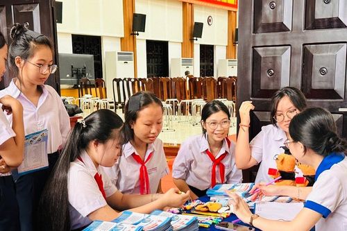 Xã Hòa Vang tổ chức ngày hội hướng nghiệp cho học sinh