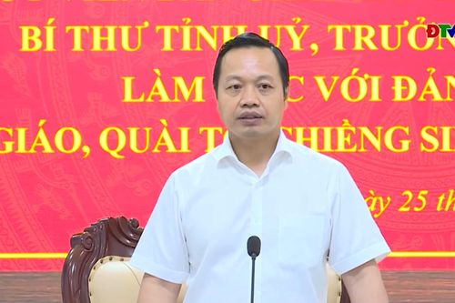 Bí thư Tỉnh ủy Trần Tiến Dũng làm việc với các xã: Tuần Giáo, Quài Tở, Chiềng Sinh, Mường Mùn và Pú Nhung