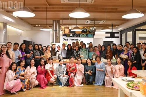 Đưa ẩm thực Việt đến gần bạn bè quốc tế giữa lòng Bangkok