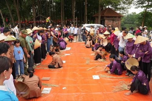 Nhiều hoạt động văn hóa, trải nghiệm đặc sắc tại Ngày hội 'Hương xưa làng cổ'