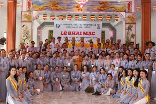 Lâm Đồng: Khai mạc trại huấn luyện huynh trưởng Huyền Trang I tại đặc khu Phú Quý