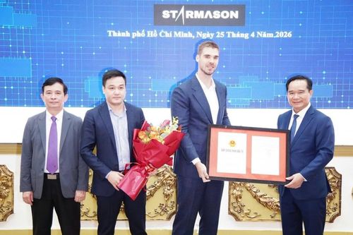 TP HCM trao giấy chứng nhận đầu tư cho 4 dự án công nghệ cao