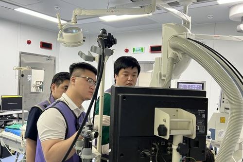 Bệnh viện 19-8 loại bỏ u nhú Vater qua nội soi