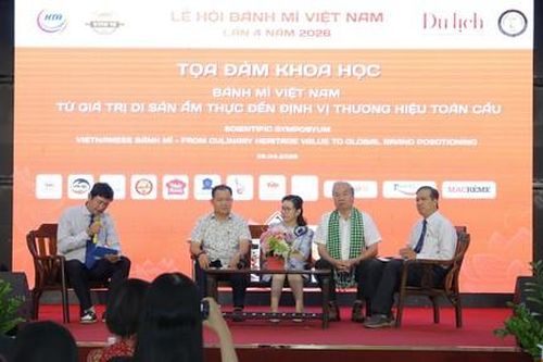 Bánh mì Việt Nam - Từ giá trị di sản ẩm thực đến định vị thương hiệu toàn cầu