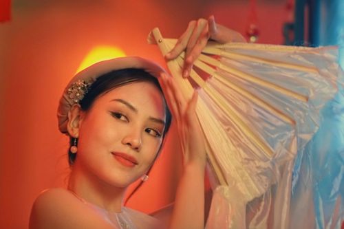 Hoa hậu Việt duy nhất đóng phim mùa lễ: Lọt top 40 Miss World, giờ lấn sân ca sĩ