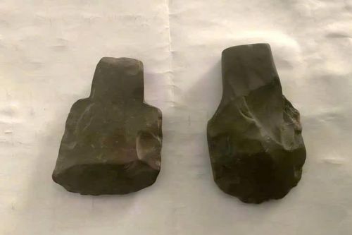 Phát hiện 5 rìu đá thời tiền sử niên đại 6.000 - 8.000 năm ở Quảng Trị