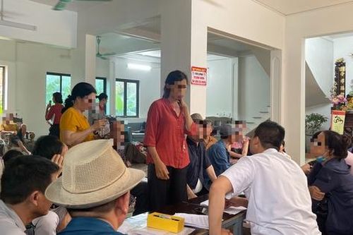 Tiếp bài chữa 'bách bệnh' bằng giác hơi hút máu ở Hà Nội: Đoàn kiểm tra yêu cầu chấm dứt hoạt động khám chữa bệnh
