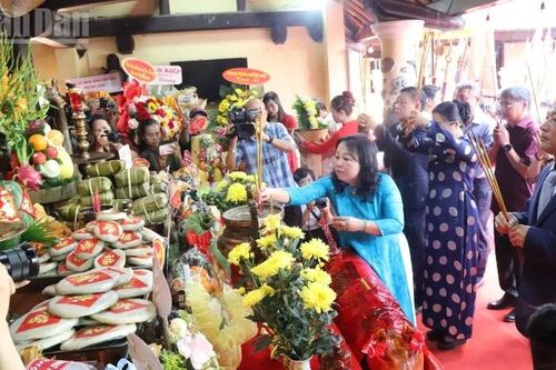 Đông đảo nhân dân các dân tộc tỉnh Đắk Lắk đến dự Giỗ Tổ Hùng Vương năm 2026