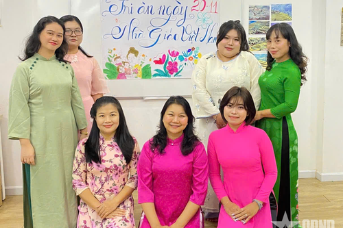 Thắp sáng tương lai cho người tự kỷ
