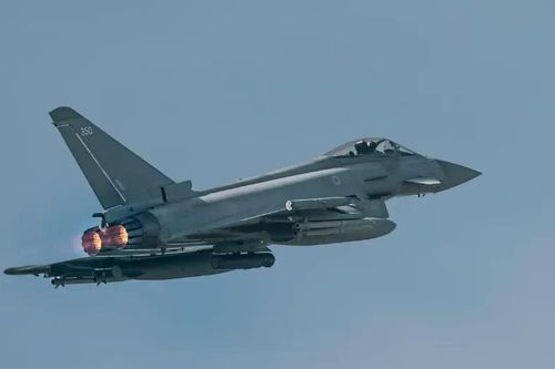 Romania sơ tán hơn 200 người do UAV của nước ngoài rơi