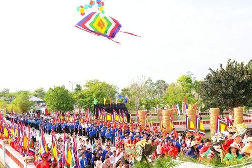Người dân đất Chín Rồng tưởng nhớ công lao của các Vua Hùng