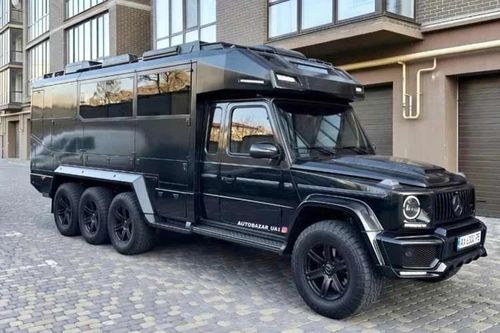 Thực hư nhà di động Mercedes-AMG G63 sở hữu '8 chân', giá chỉ 7,5 tỷ