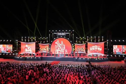 Khai hội du lịch Sầm Sơn 2026: Bừng sáng khát vọng rực rỡ