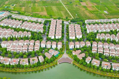 Bán nhà ở Hà Nội giá 110 lượng vàng, 10 năm sau đòi hủy hợp đồng vì vợ không ký
