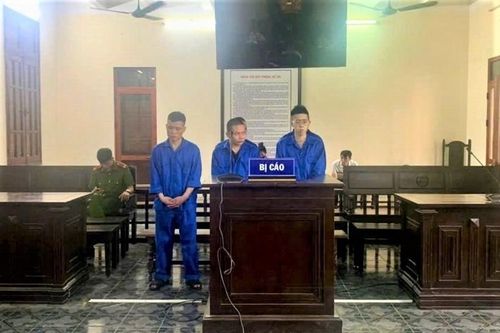 Nhóm bị cáo lĩnh tổng cộng hơn 32 năm tù trong vụ án ma túy