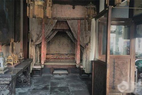 Bí mật 'vùng cấm địa' sau cánh cửa Tử Cấm Thành: Nơi không nên đến!