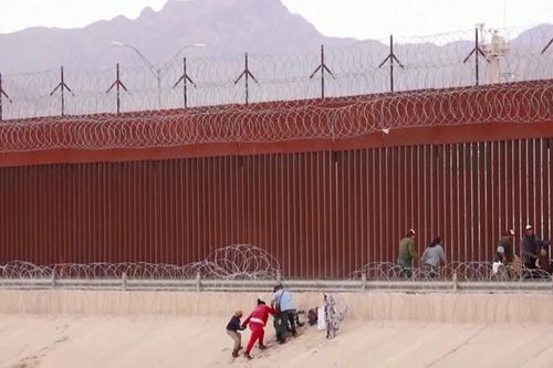 Tòa án Mỹ chặn lệnh cấm xin tị nạn của Tổng thống Trump