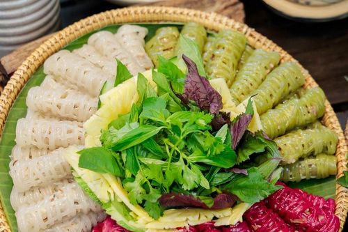 Hồi sinh bánh nghệ Gò Công