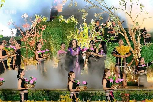 Âm vang chương trình nghệ thuật 'Đại ngàn reo'