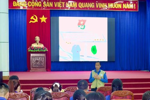 Hơn 200 cán bộ Đoàn, Hội, Đội và đoàn viên thanh niên được tập huấn kỹ năng, nghiệp vụ
