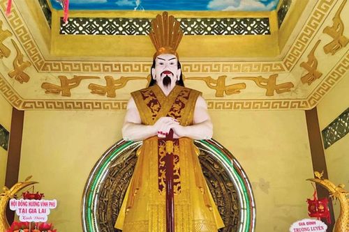 Thiêng liêng nguồn cội
