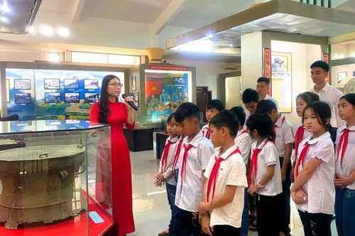 Để di sản không chỉ trong ký ức