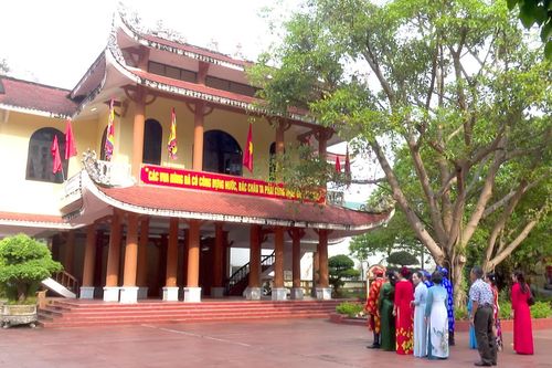 Hội đồng hương Phú Thọ tại tỉnh Quảng Trị dâng hương Giỗ Tổ Hùng Vương