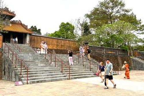 'Người gác đền' của di sản
