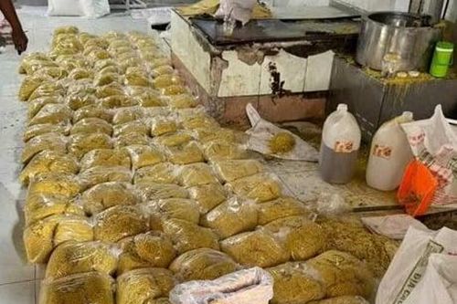 Tp.HCM triệt phá cơ sở sản xuất mì tươi chứa chất cấm, đã tiêu thụ hơn 2.800 tấn