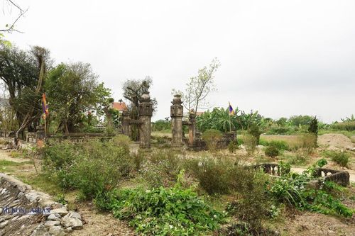 Đến thăm Từ chỉ Vũ Hồng Lượng trong quần thể di tích Phù Ủng, Hưng Yên
