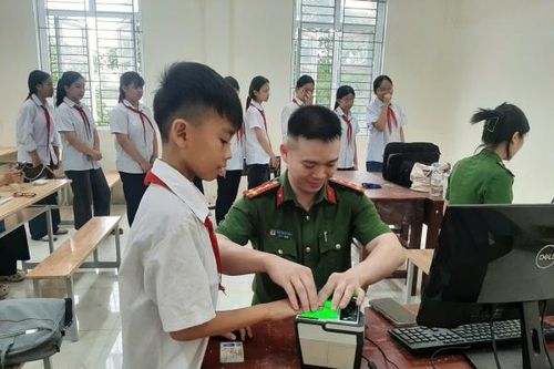 Gieo nền móng 'công dân số'