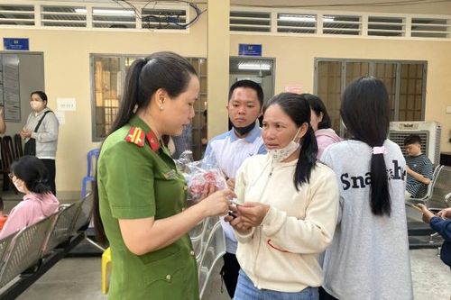 Công an Tây Ninh đẩy mạnh công tác chuyển đổi số gắn với phong trào thi đua 'Ba nhất'