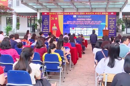 Chủ động hướng nghiệp cho học sinh trước mùa tuyển sinh
