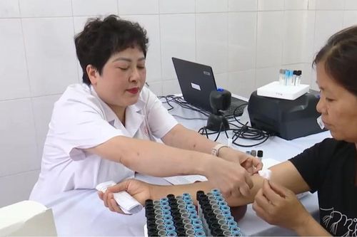 Hiện thực hóa Nghị quyết 72/NQ/TW khám sức khỏe miễn phí cho người dân