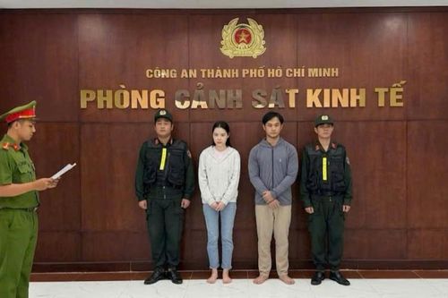 Công an TPHCM đột kích xưởng sản xuất thực phẩm chức năng giảm cân chứa chất cấm, bán rộng rãi trên thị trường